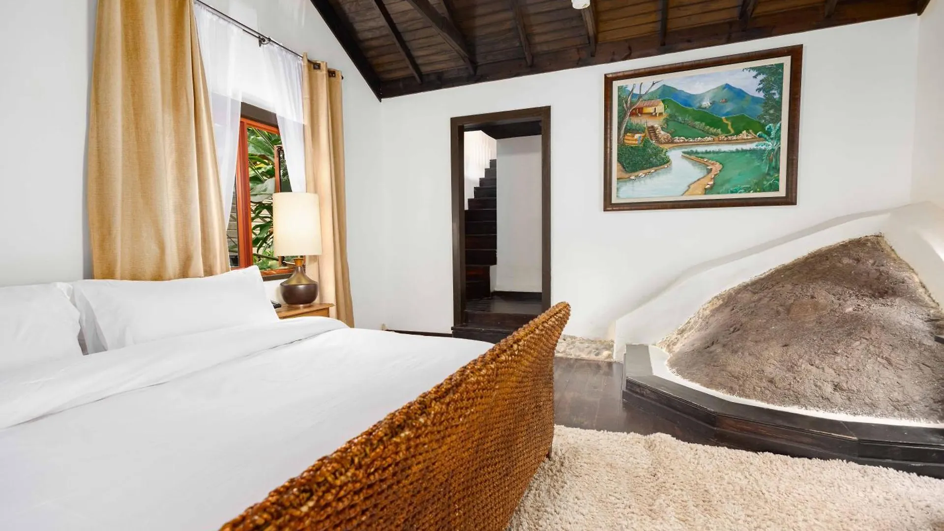 Otel Serendipity Holistic Resort Spa Kingston